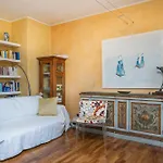 Guesthost - Catulla * Udine
