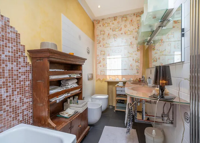 Guesthost - Catulla Apartment Udine